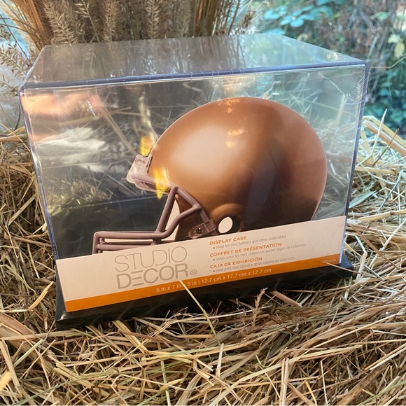 Quality Acrylic Display Case 5”x7”x5” For Mini Helmets And Other Collectables - Picture 1 of 7